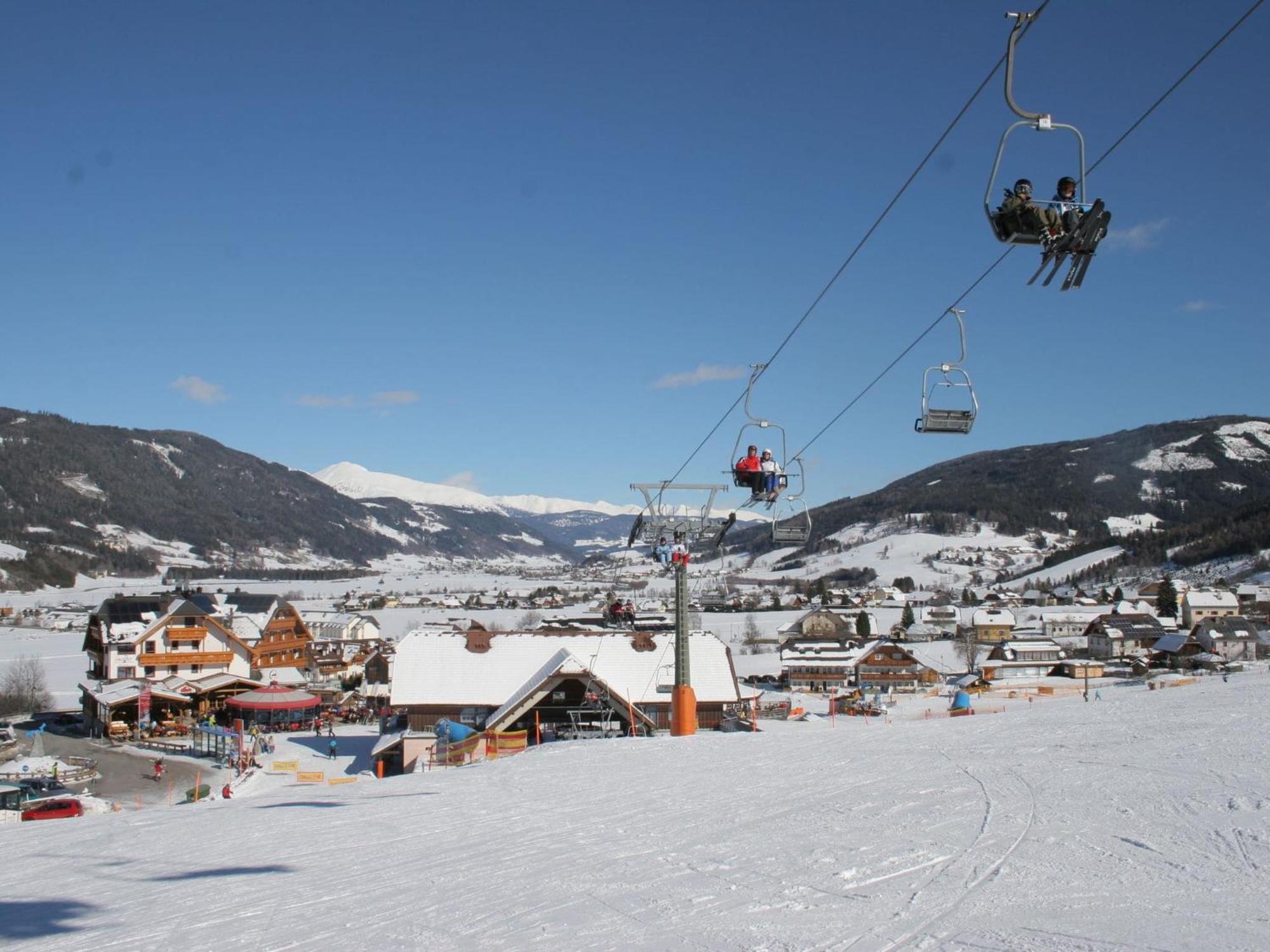 Apartment in Sankt Margarethen im Lungau near Skiing Exterior foto